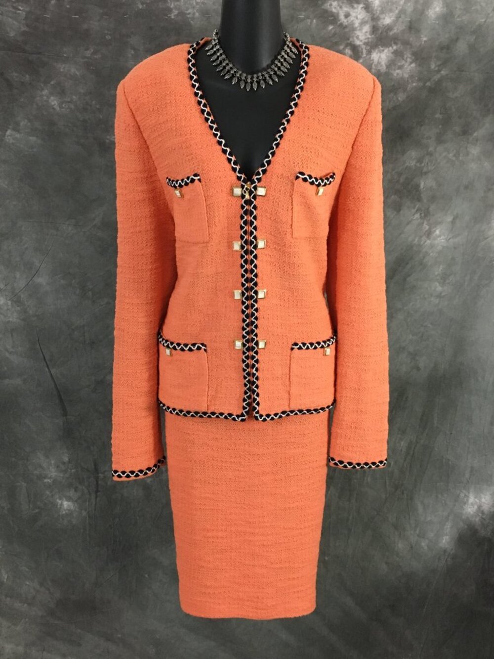 BEAUTIFUL St John collection knit orange black multi jacket skirt suit 12 14